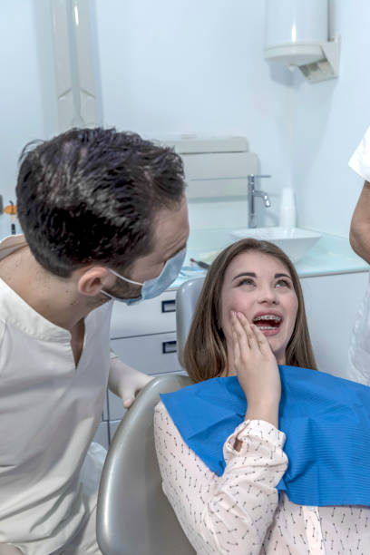 Best Pediatric Emergency Dentist in Charter Oak, CA